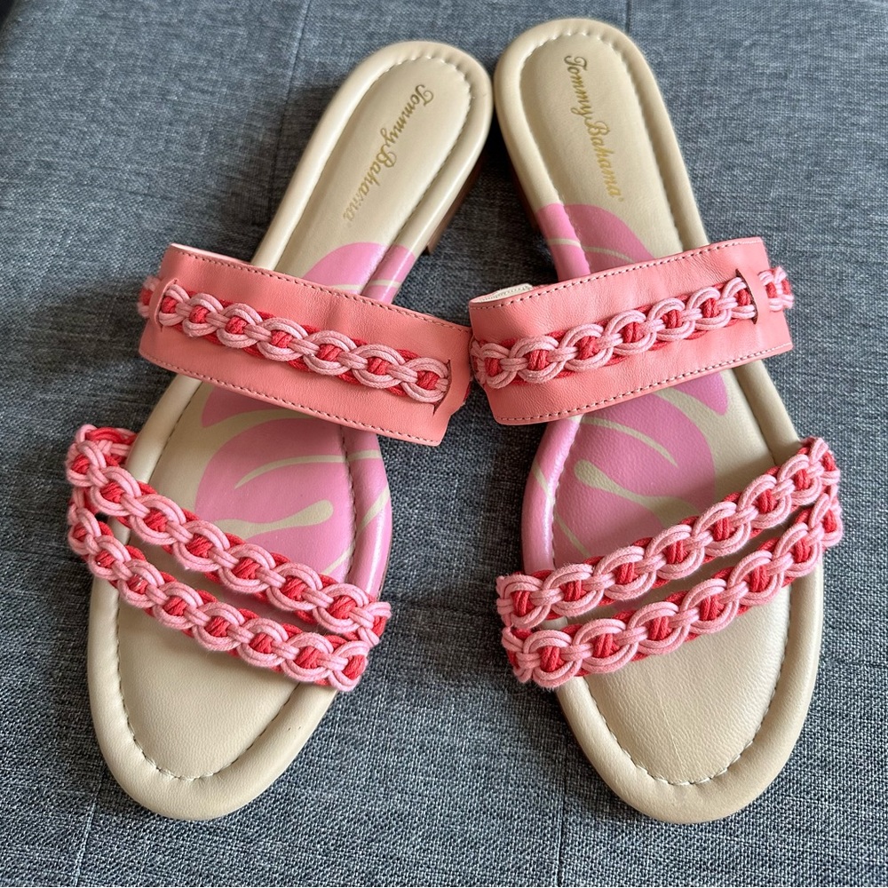 Tommy Bahama Flat Sandals